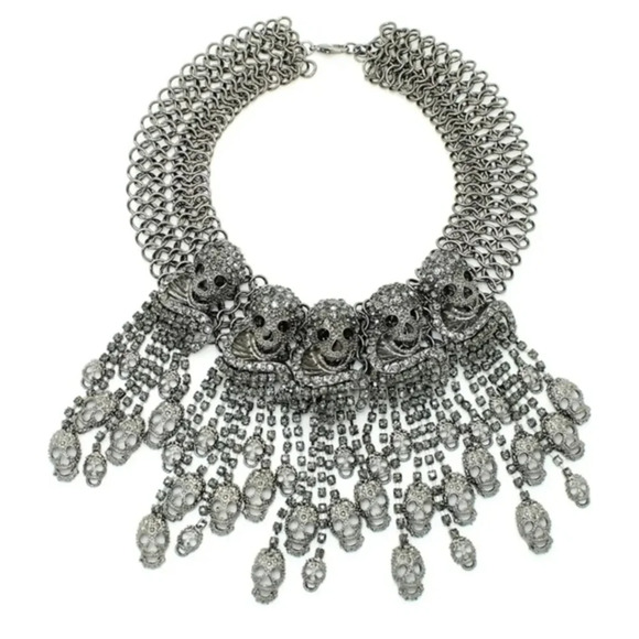 Hematite skulls bib Statement necklace NWT - Picture 2 of 9